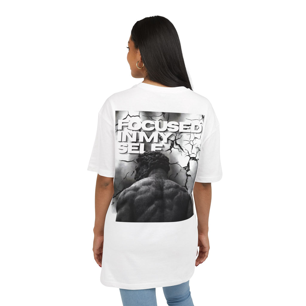 Camiseta Unisex Oversize “Focused In My Self”